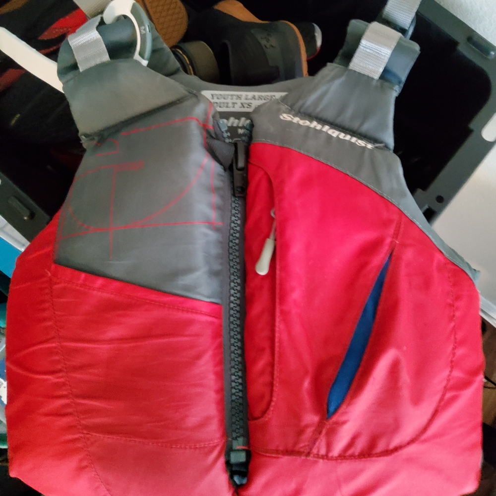 Stohlquist Escape Youth Life Vest - Red and Gray